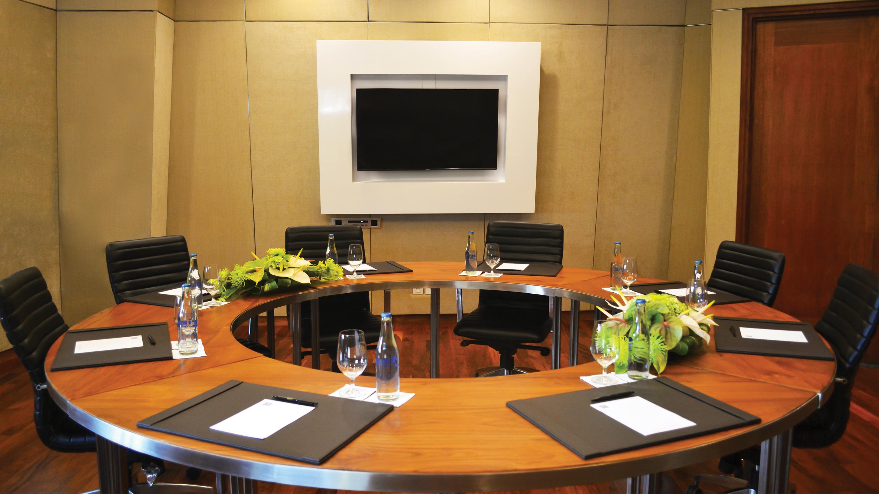 Maya Sanur Resort & Spa Exteriér fotografie A meeting room at the hotel